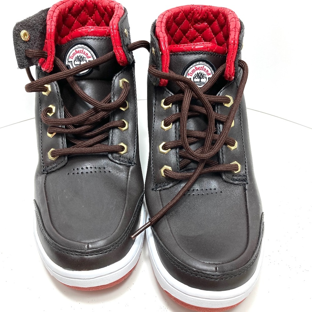 TIMBERLAND CASUAL BOOTS SIZE 9 NWOT